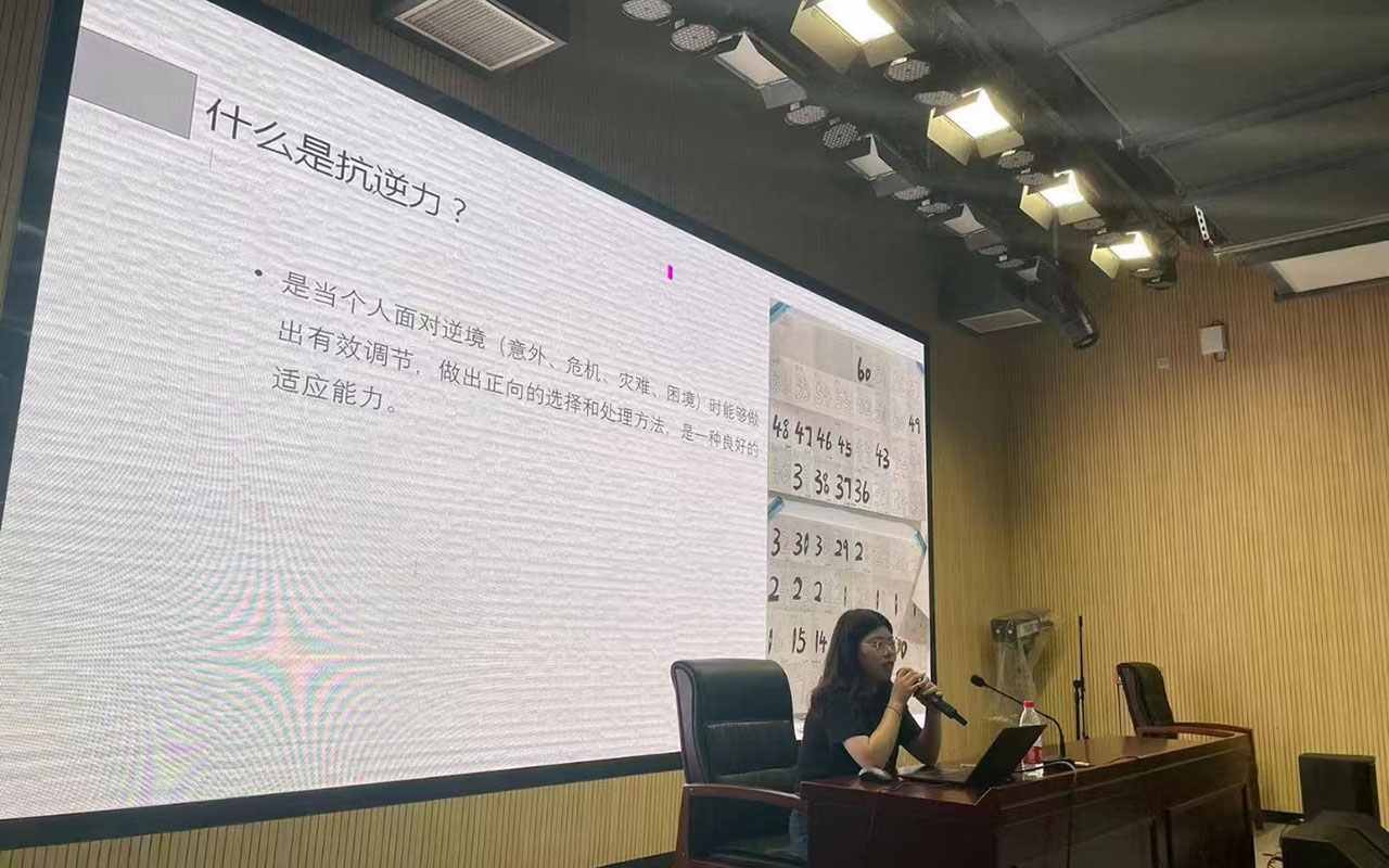 荆州董玉娣中学